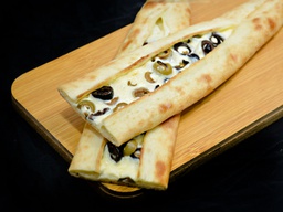 لبنة بالزيتون
